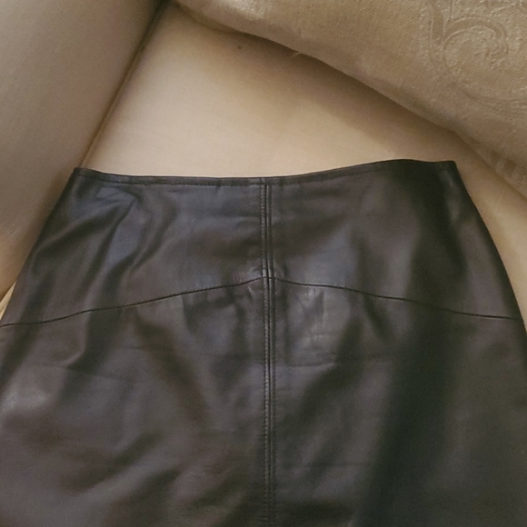 Gorgeous real leather black mini skirt - Picture 5 of 6